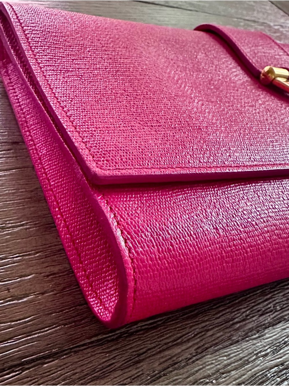 65-24 Preloved Saint Laurent Y Clutch - Picture 4 of 11